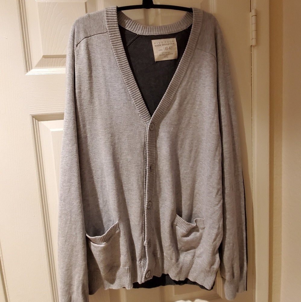 Two toned cardigan.